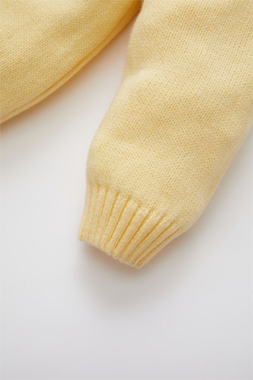 طفلة صغيرة أصفر بلوفر تريكو بناتي قصة عادية برقبة مستديرة