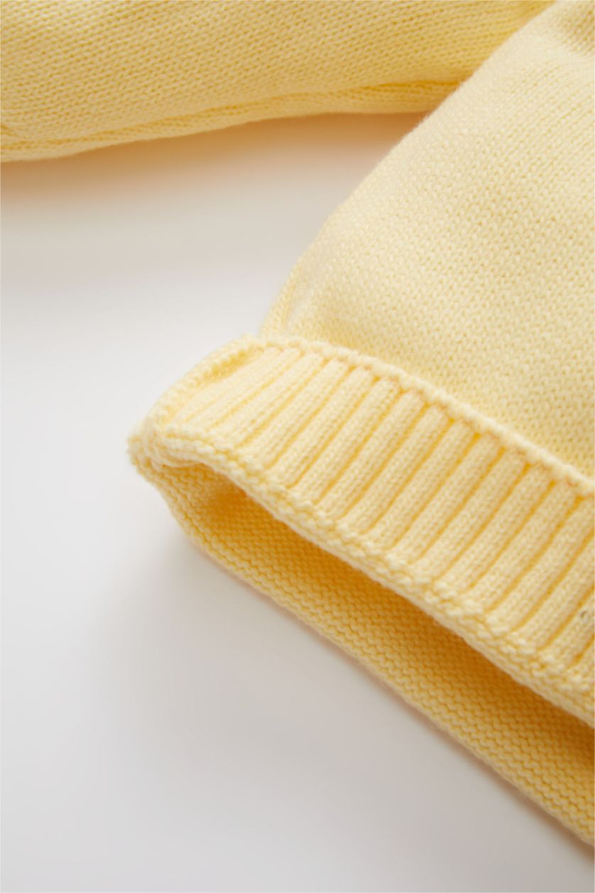 طفلة صغيرة أصفر بلوفر تريكو بناتي قصة عادية برقبة مستديرة