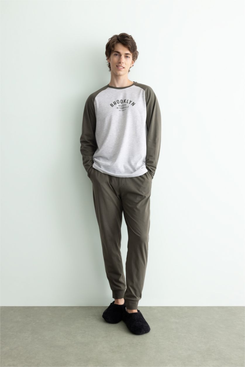 MAN Grey Melange 2 piece Regular Fit Set