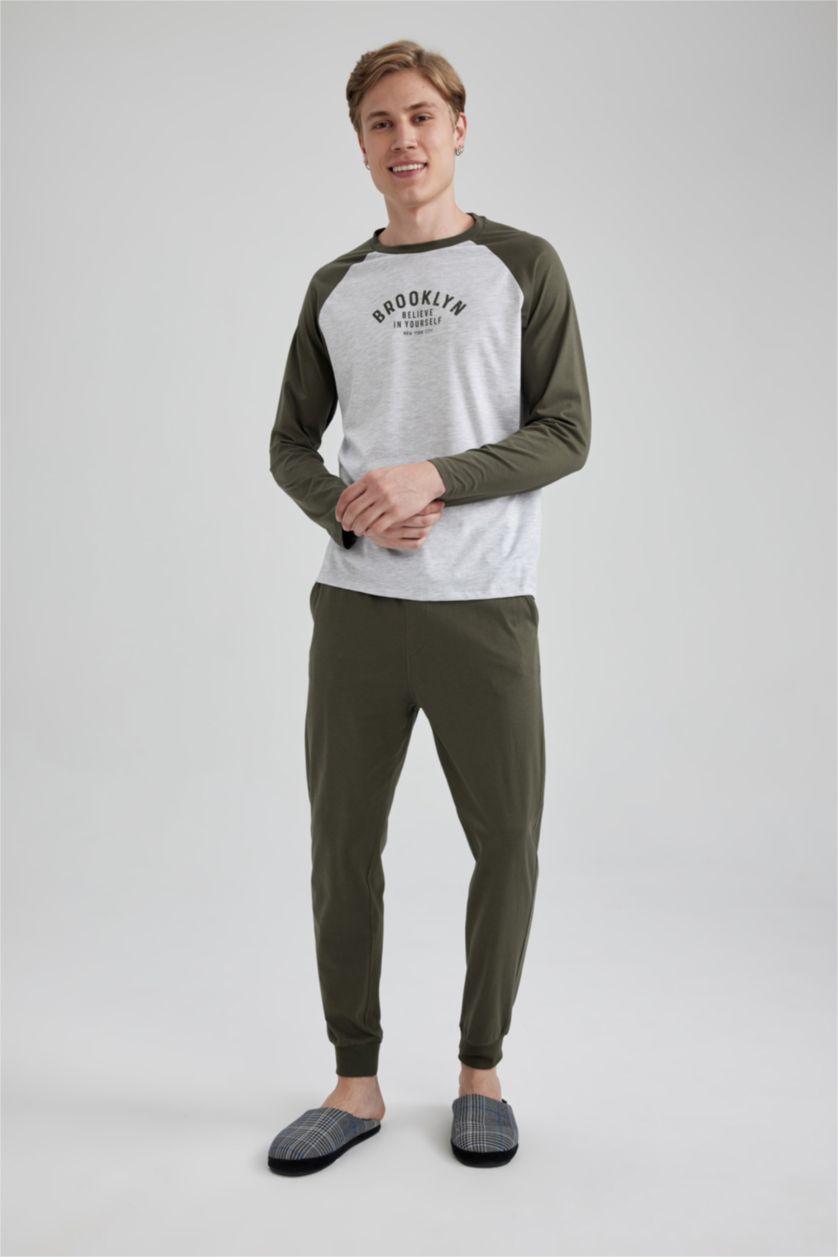 MAN Grey Melange 2 piece Regular Fit Set