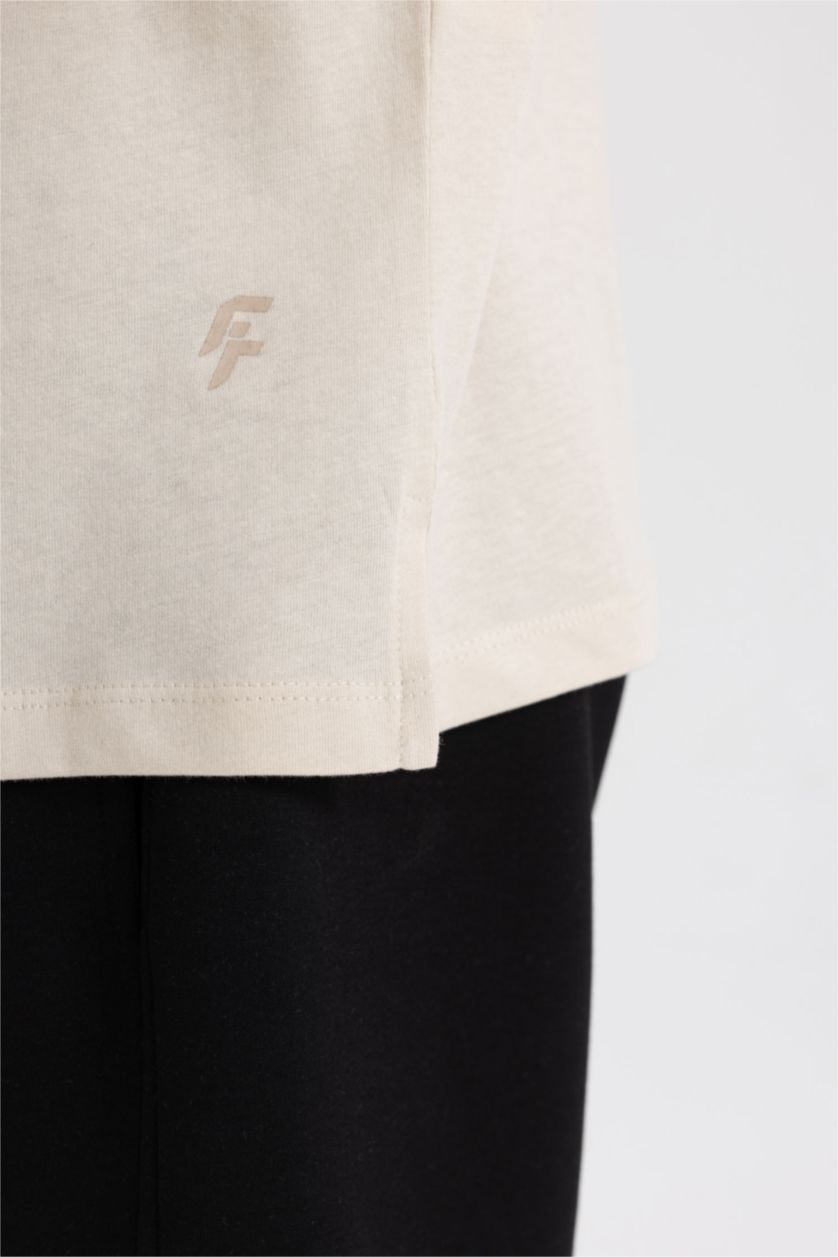 رجال اللون الرملي تيشيرت نص ردن مطبوع قصة عادية من DeFactoFit