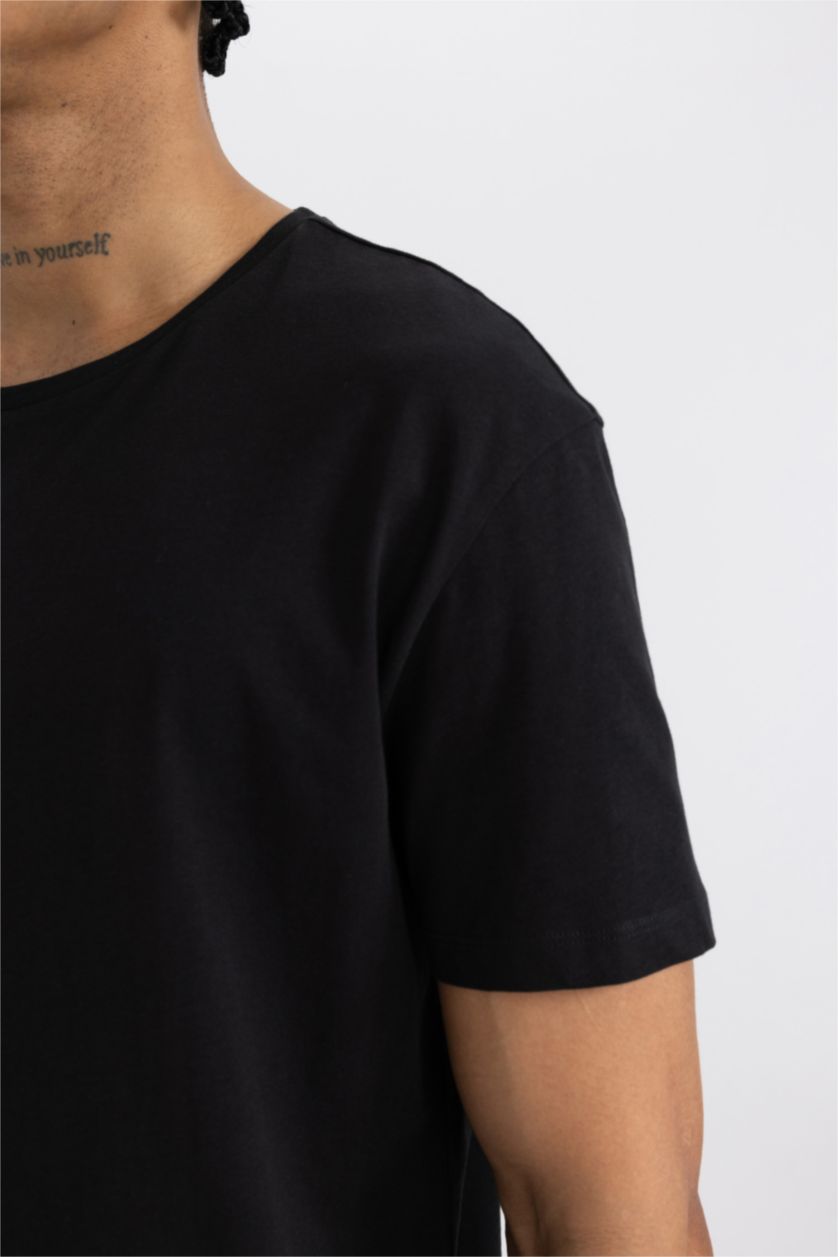 MAN Black Defacto Fit Standard Fit Crew Neck Printed T-Shirt