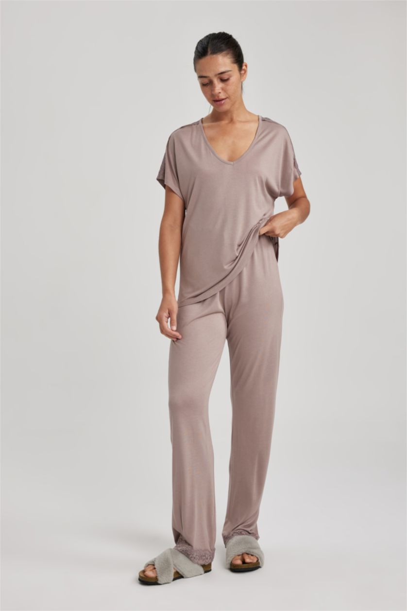 FEMME Beige Ensemble Coupe Régulière De Fall In Love - 2 Pièces