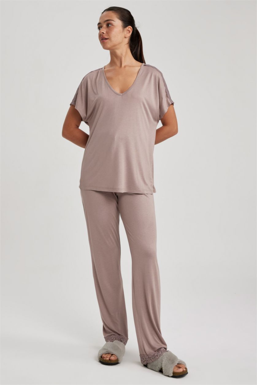 FEMME Beige Ensemble Coupe Régulière De Fall In Love - 2 Pièces