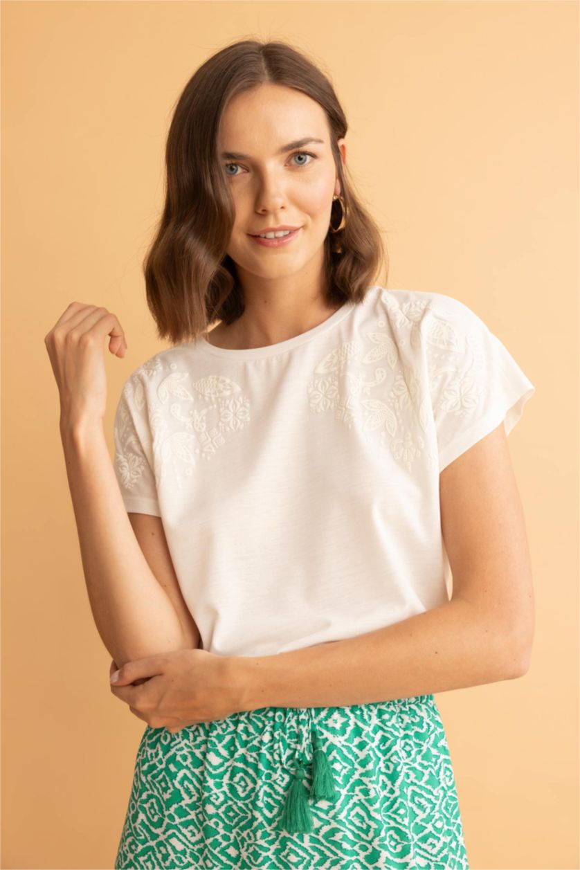 WOMAN Ecru Traditional Crew Neck Short Sleeve T-Shirt