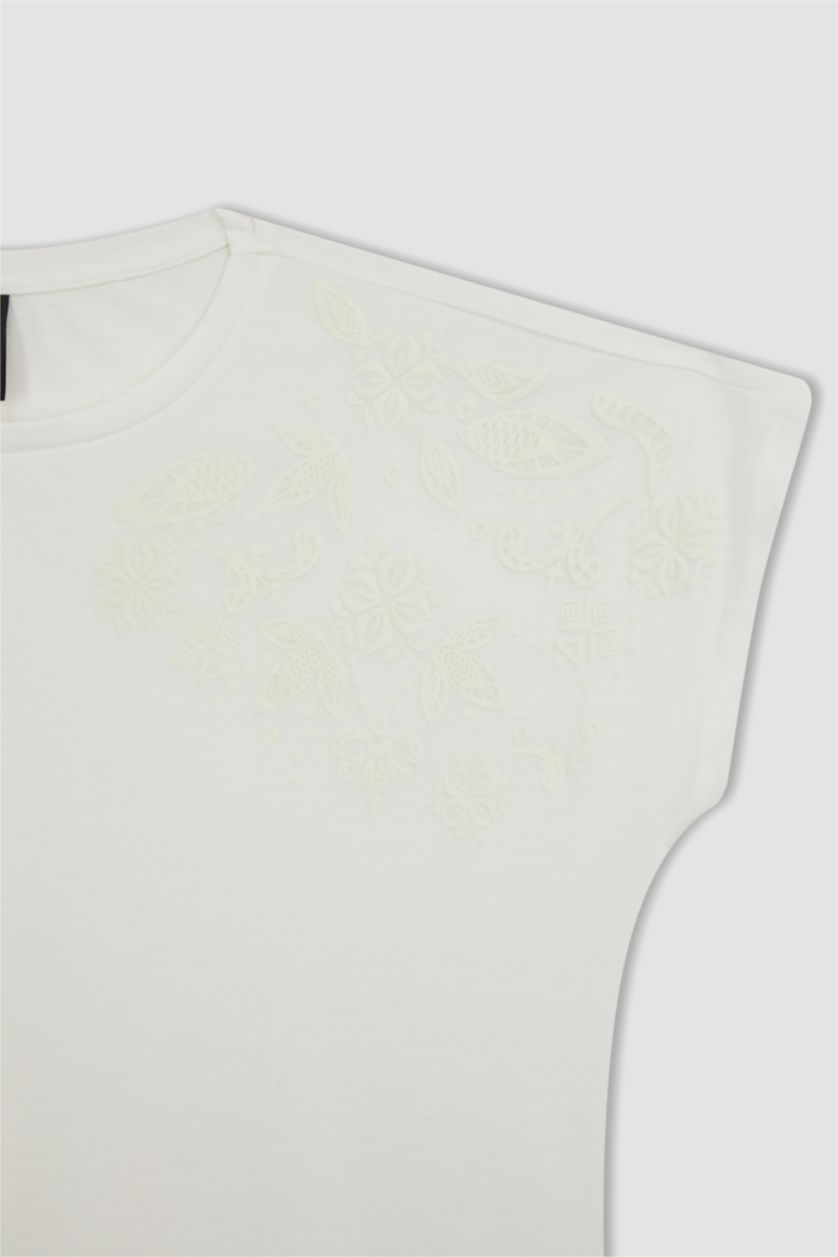 WOMAN Ecru Traditional Crew Neck Short Sleeve T-Shirt