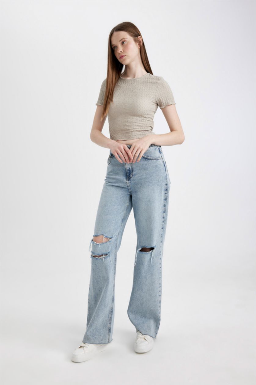 Kadın Açık Bej Fıtted Bisiklet Yaka Bürümcük Kısa Kollu Tişört