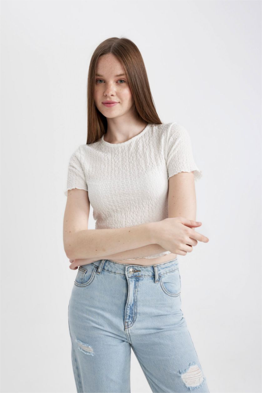 WOMAN White Fitted Crew Neck Crepe Short Sleeve T-Shirt