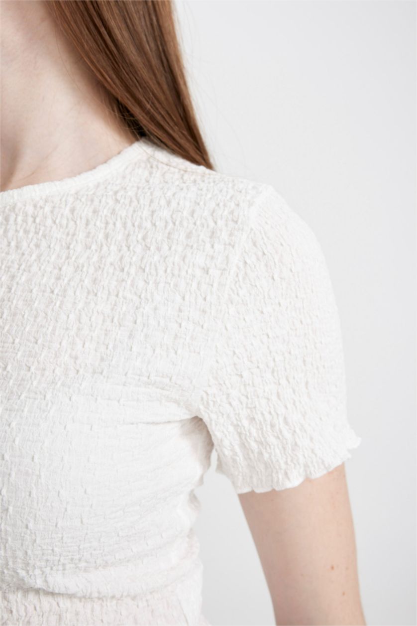 WOMAN White Fitted Crew Neck Crepe Short Sleeve T-Shirt