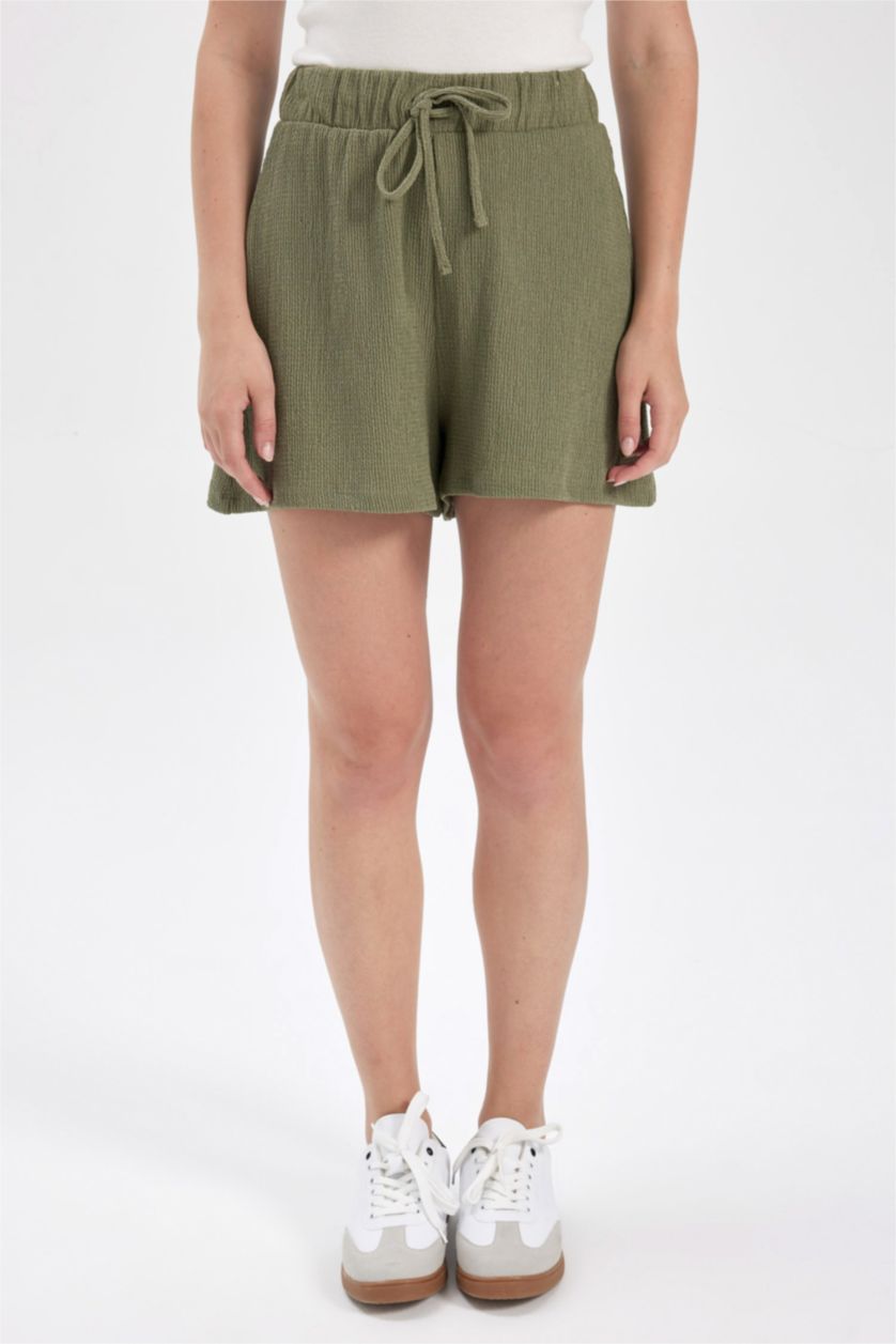 FEMME Kaki Short Coupe Relaxant