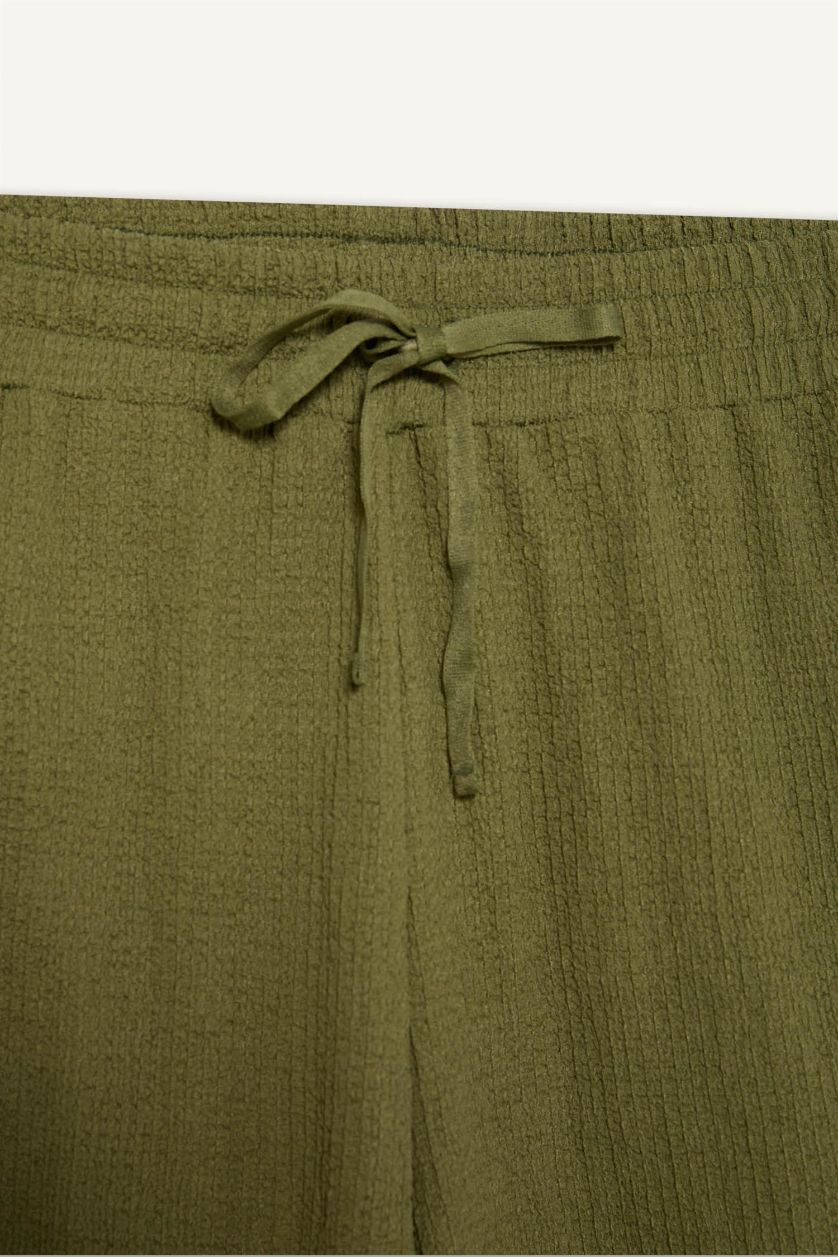 حريمي كاكي شورت منسوج قصة فضفاضة