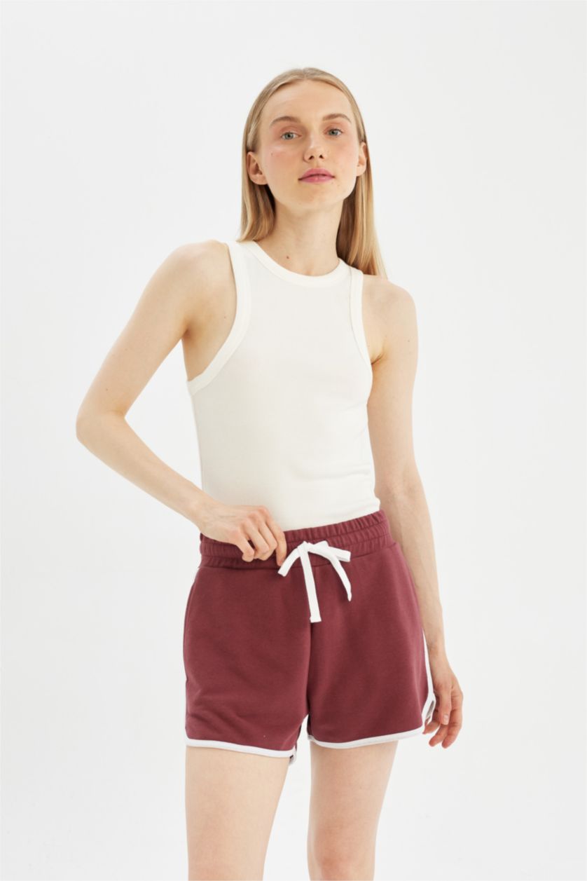 Kadın Koyu Gülkurusu Regular Fıt Kalın Kumaş Şort