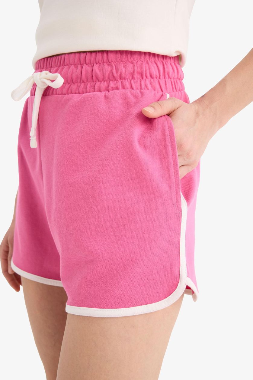 حريمي زهري شورت تقيل قصة عادية