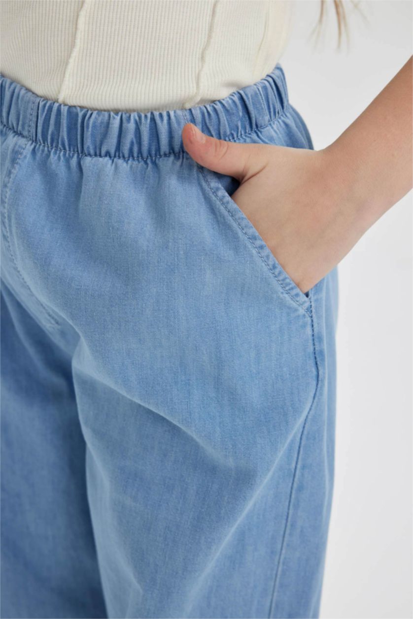 GIRLS & TEENS Light Blue Girl Parachute Jogger Jeans