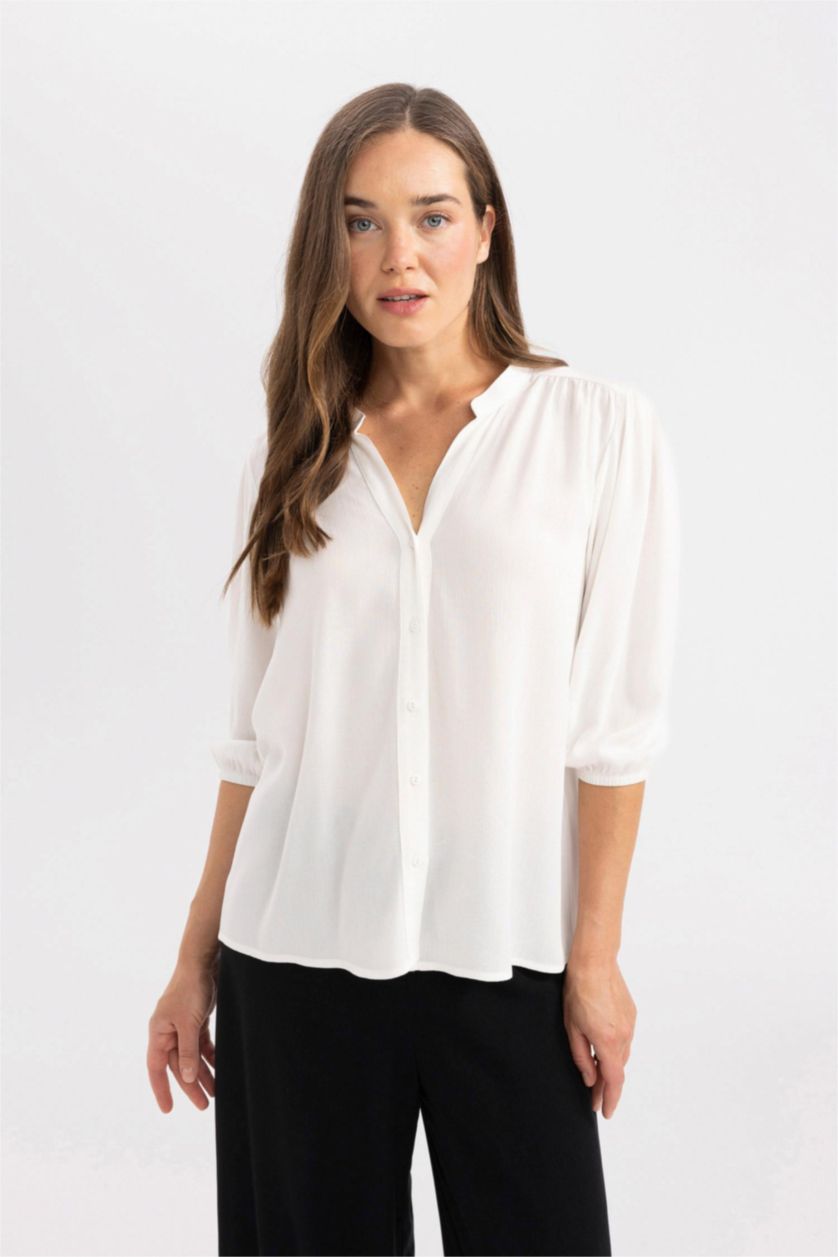 FEMME Écru Regular Fit Crinkle Fabric