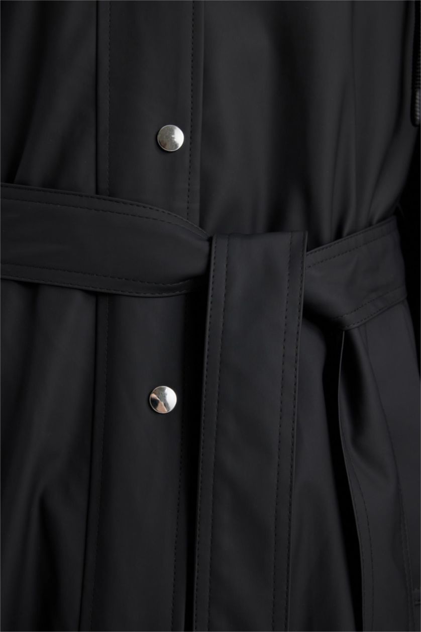 Kadın Siyah Su Geçirmez Yağmurluk