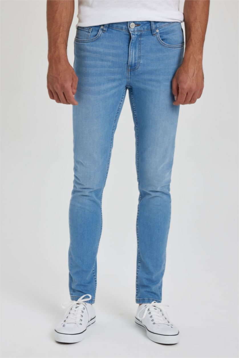 رجال أزرق فاتح بنطلون جينز سوبر سكيني فيت