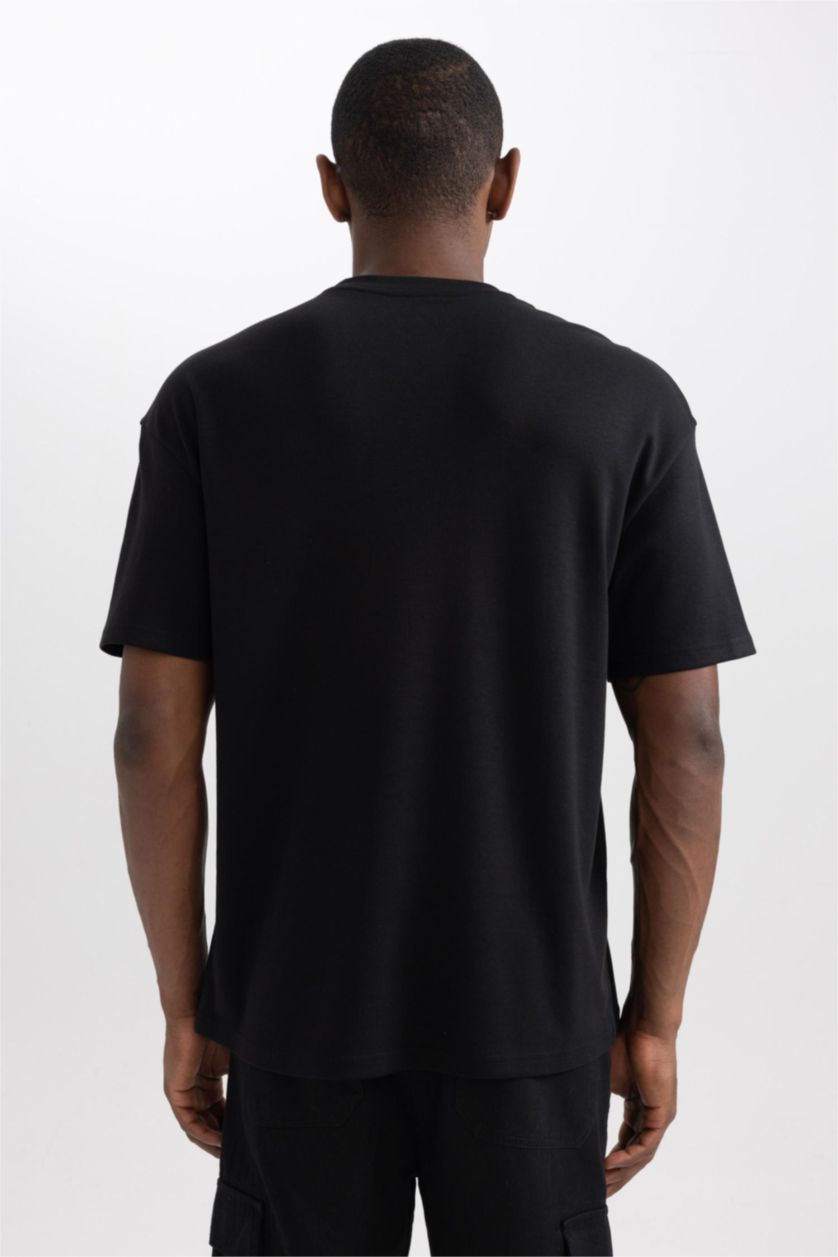 رجال أسود تي شيرت مطبوع قصة مريحة برقبة مستديرة
