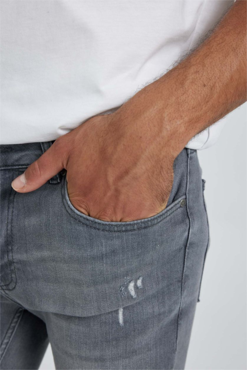 رجالي رمادي برمودا جينز سكيني فيت رمادي