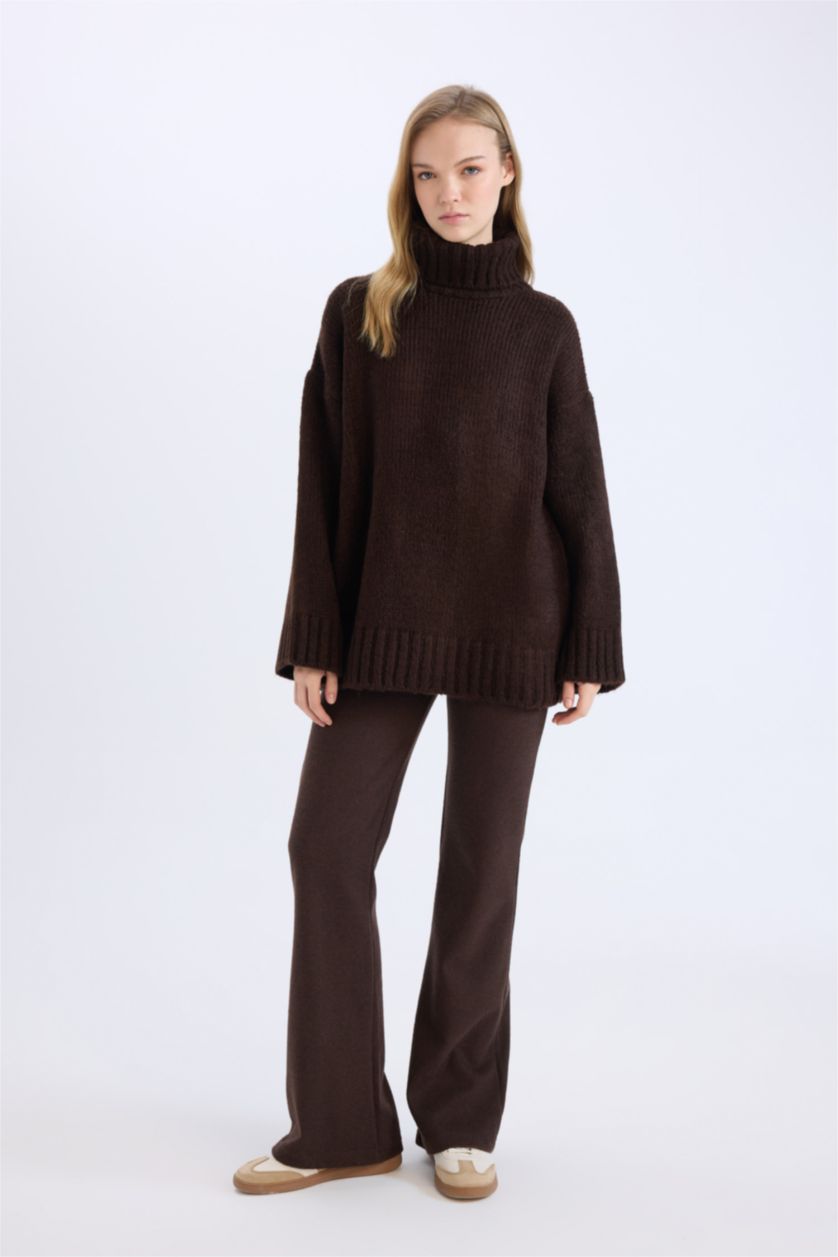 Kadın Kahve Oversize Geniş Kalıp Balıkçı Yaka Basic Düz Triko Kazak Tunik