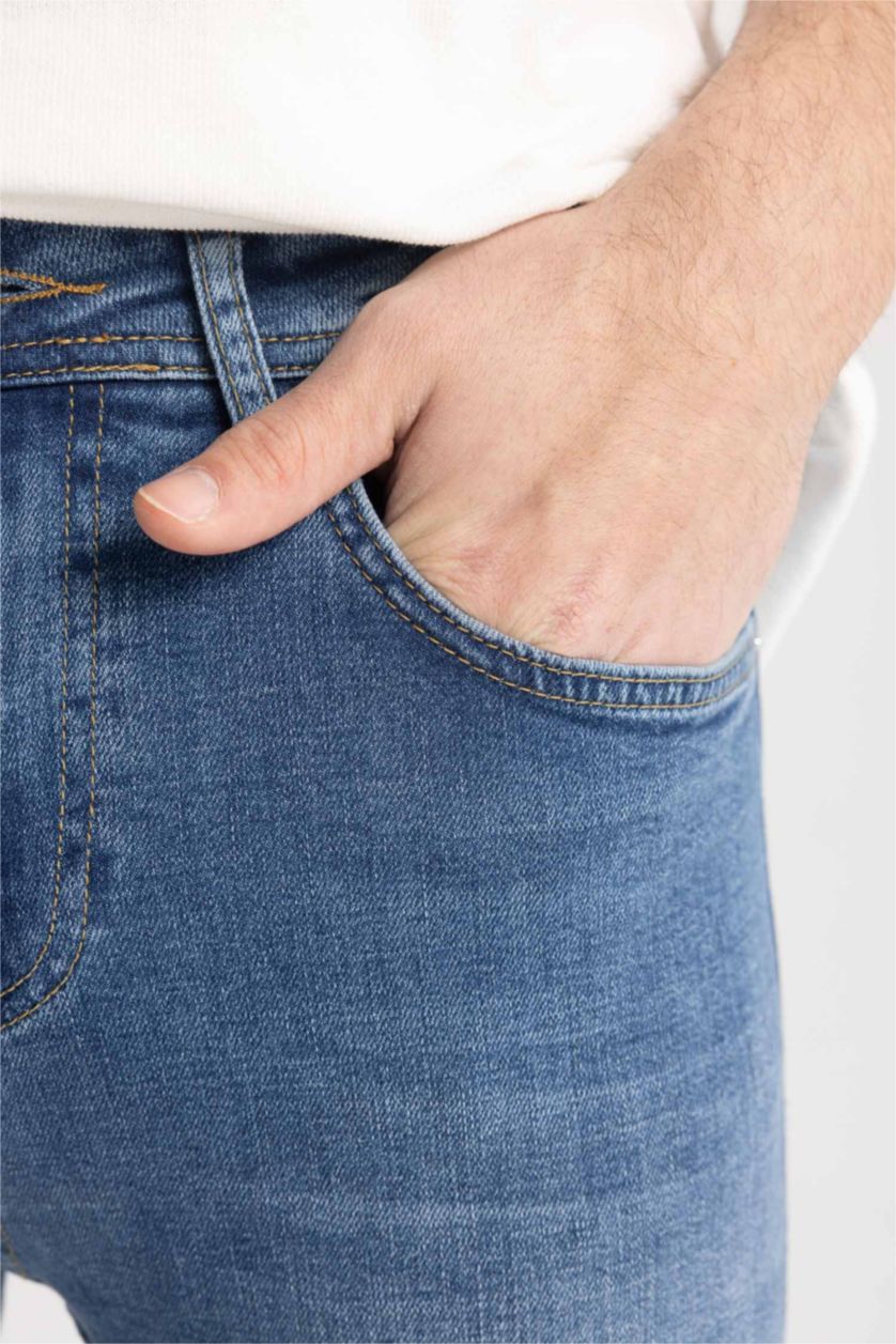 Мужчины Светло-синий Джинсы Skinny Crop узкого кроя со средней талией