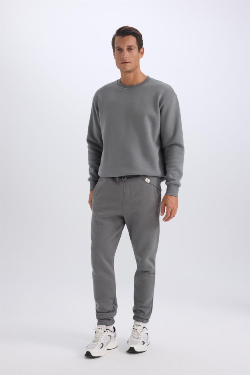 Erkek Gri Jogger Eşofman Altı Standart Fit Basic Düz Beli Bağcıklı Lastikli Paça Cepli