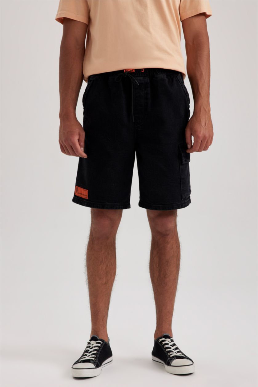 MAN Black Loose Fit Jeans Bermuda