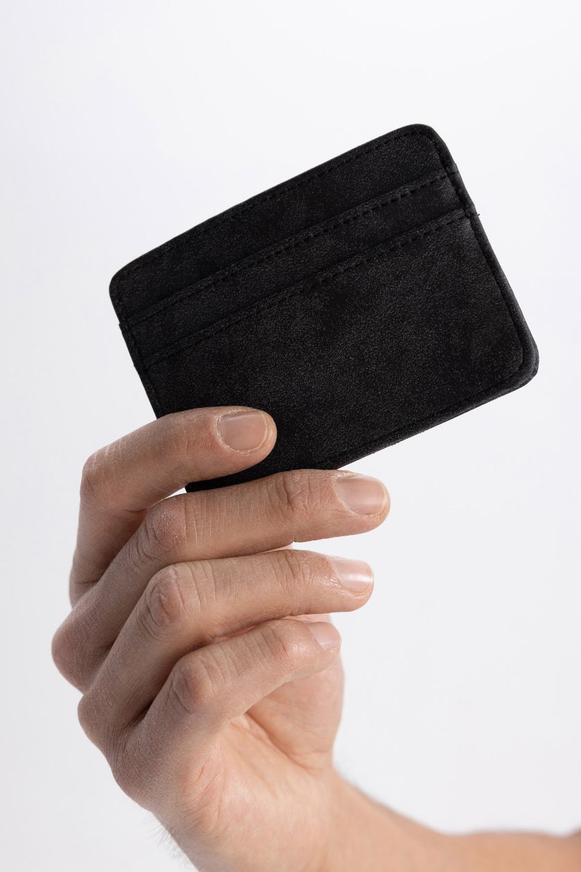 Erkek Siyah Erkek Suni Deri Kartlık