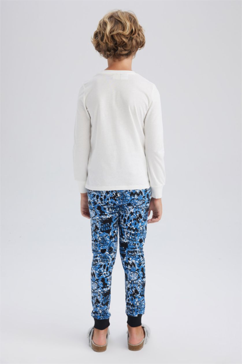 أولاد أبيض طقم بيجاما اولادي قصة عادية من سنوبي - قطعتين