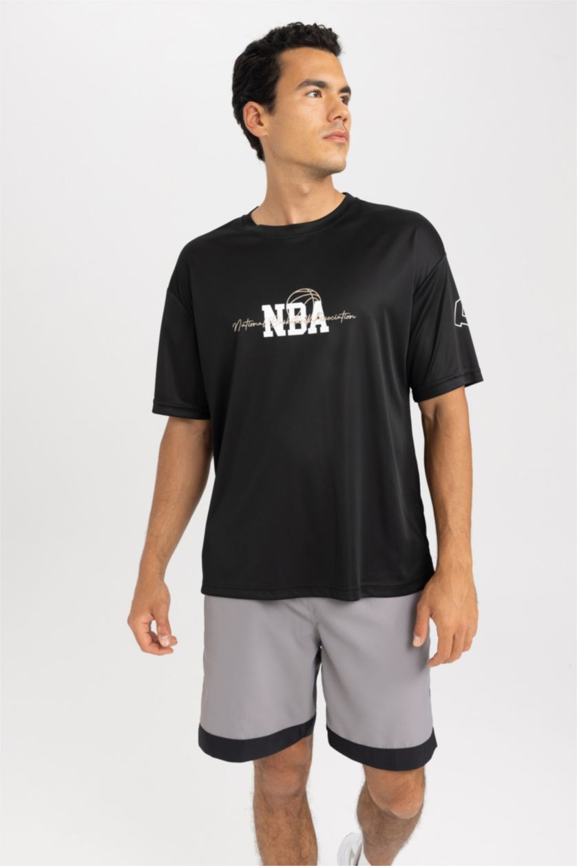 MAN Black NBA Licensed Crew Neck T-Shirt