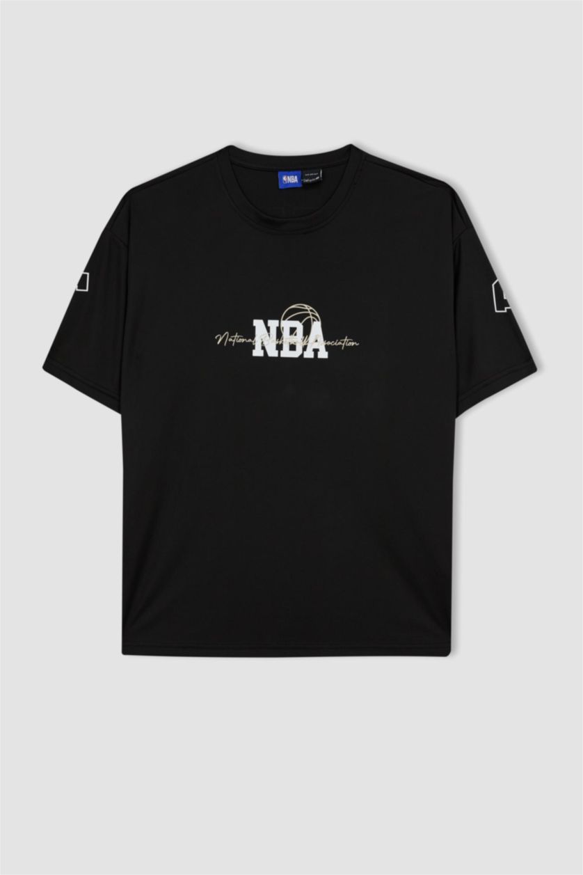 MAN Black NBA Licensed Crew Neck T-Shirt