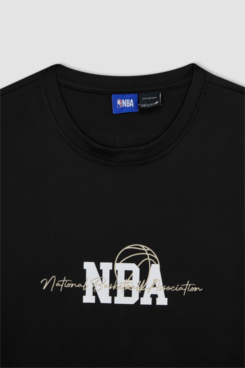 MAN Black NBA Licensed Crew Neck T-Shirt
