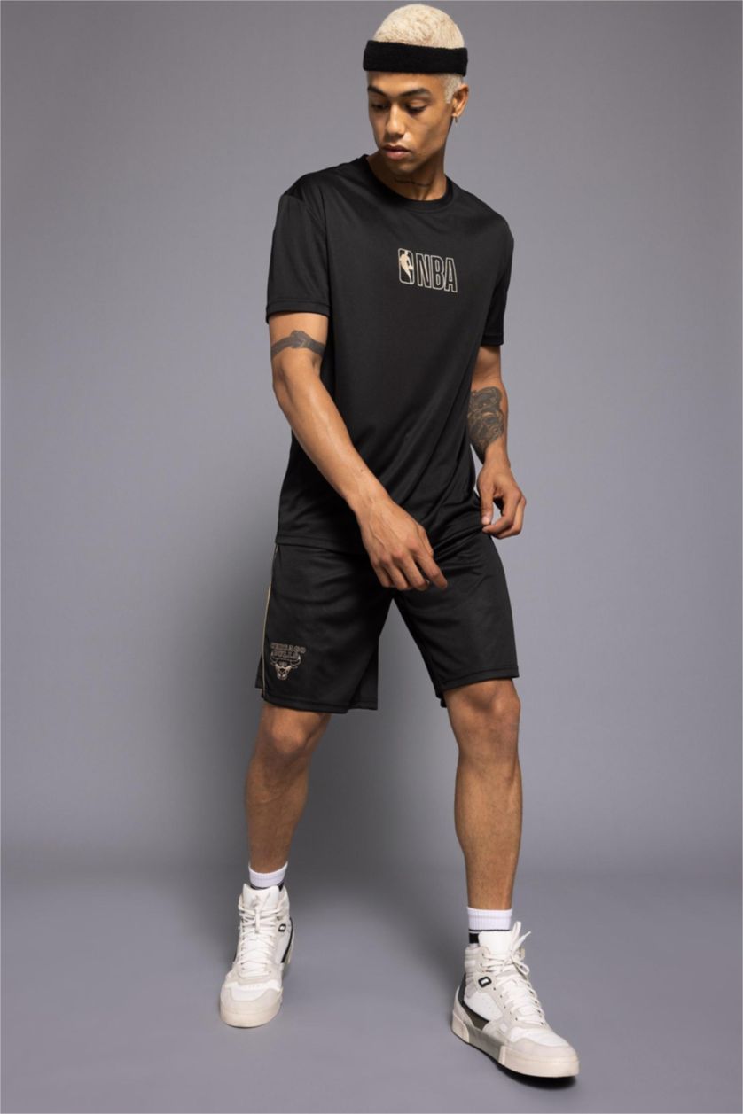 Erkek Siyah DeFactoFit NBA Chicago Bulls Standart Fit Kısa Paça Şort