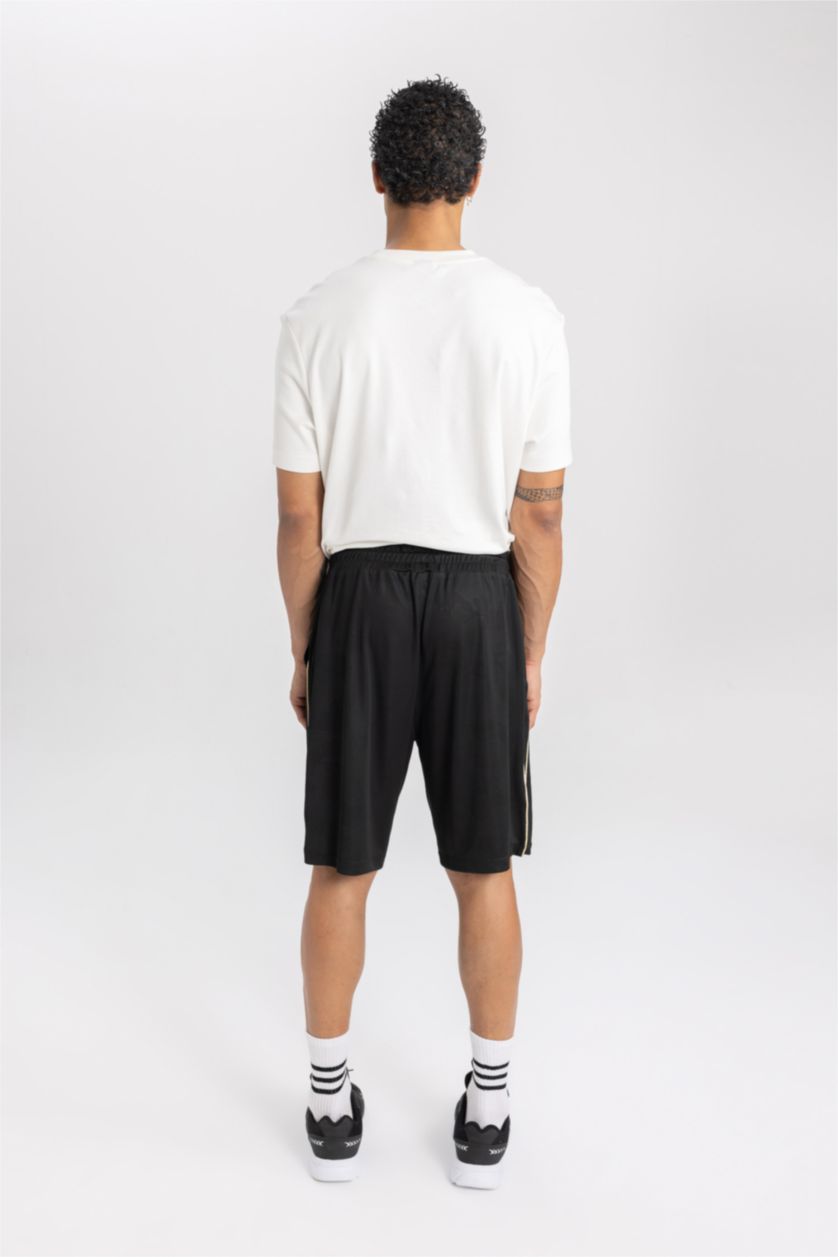 Erkek Siyah DeFactoFit NBA Chicago Bulls Standart Fit Kısa Paça Şort