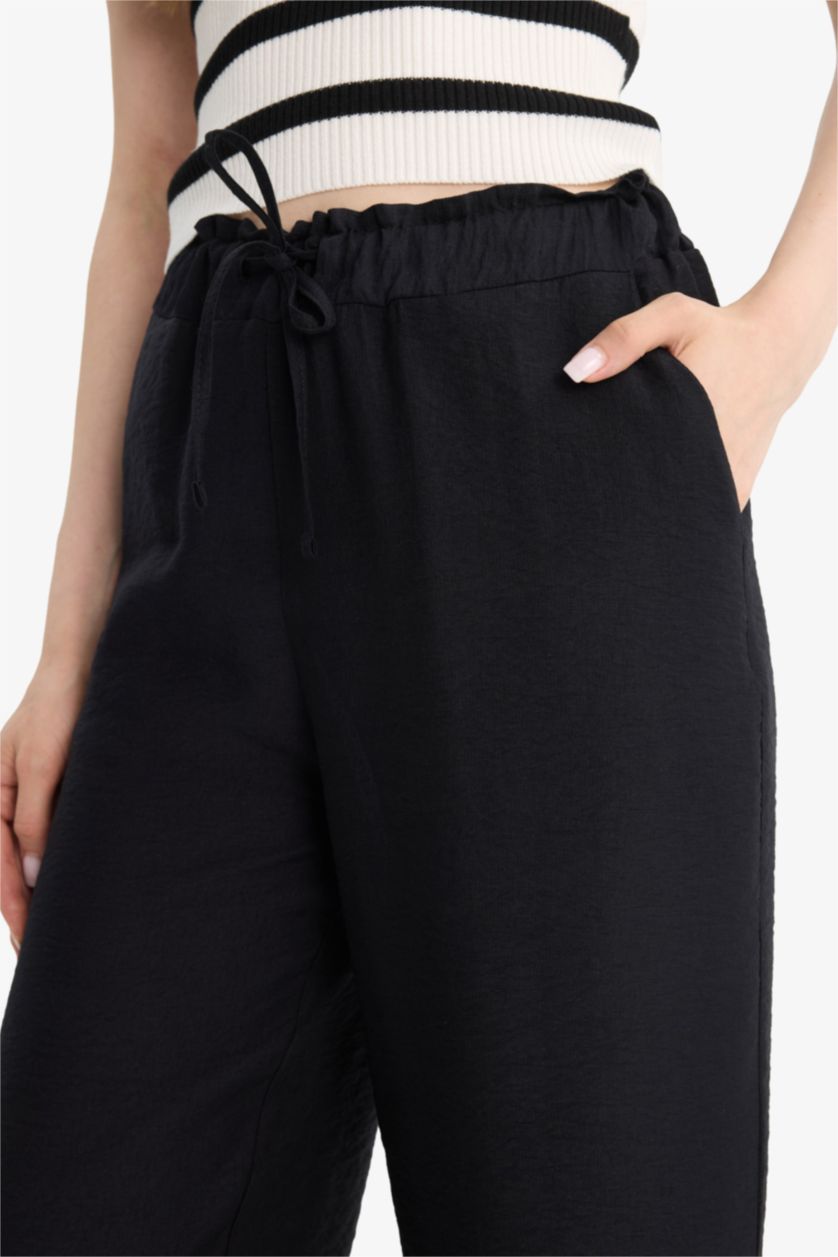 Женщины Черный Капри прямого кроя