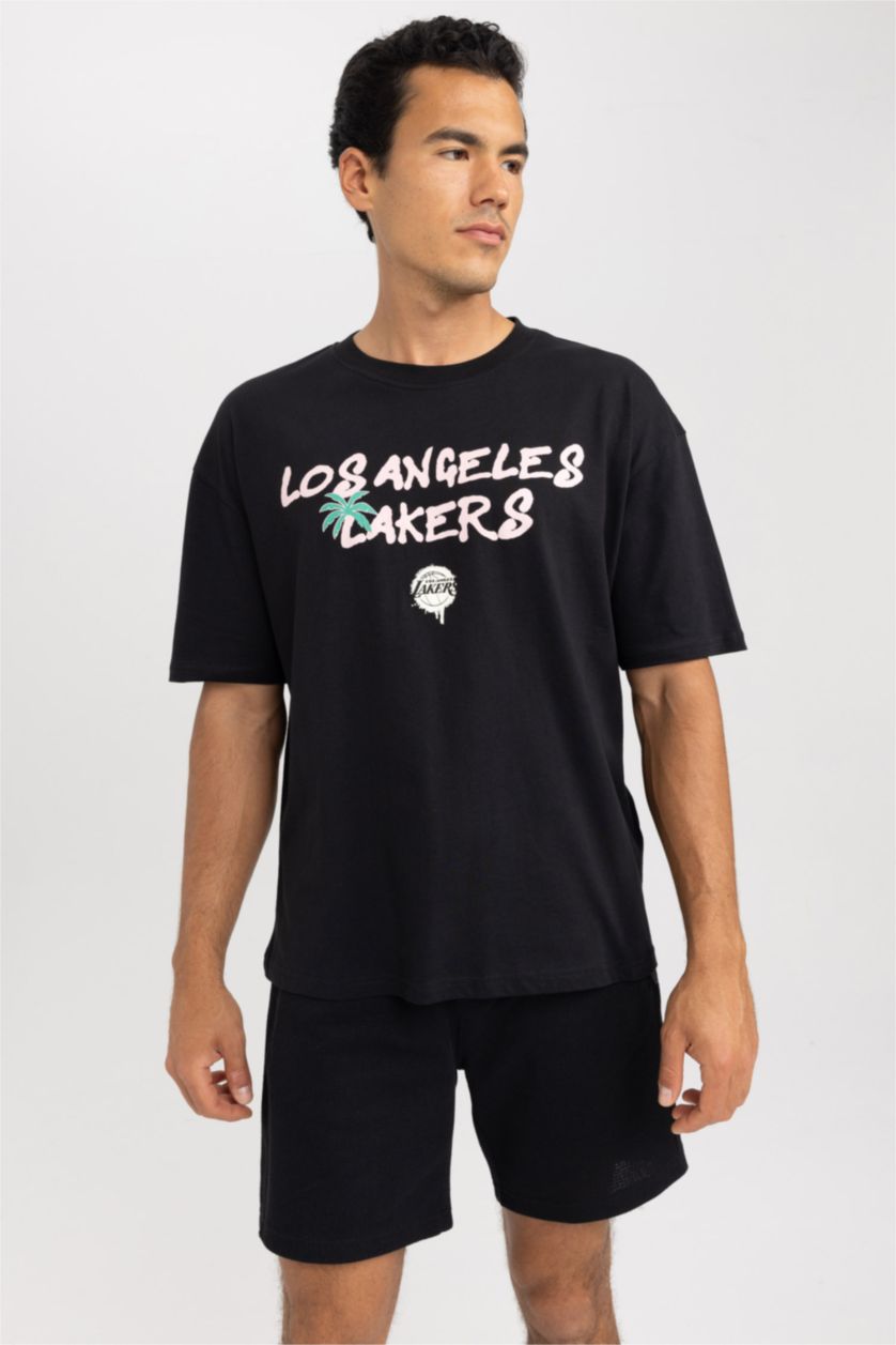 MAN Black Short Sleeve T-Shirt