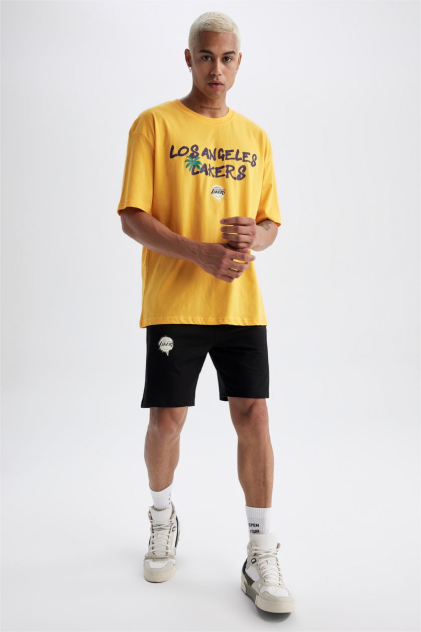 MAN Black DeFactoFit NBA Los Angeles Lakers Standard Fit Shorts