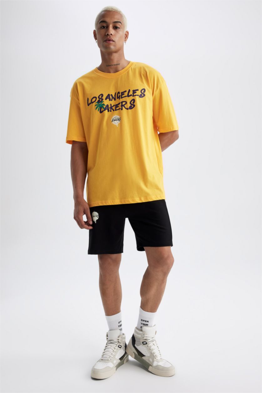 MAN Black DeFactoFit NBA Los Angeles Lakers Standard Fit Shorts