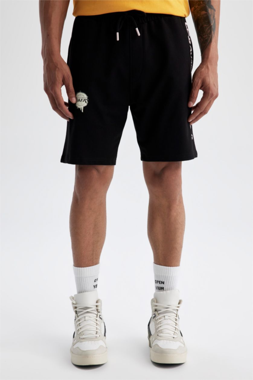 MAN Black DeFactoFit NBA Los Angeles Lakers Standard Fit Shorts