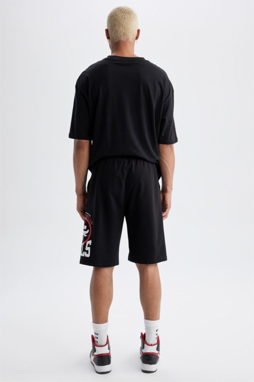Man Black Standard Fit Short Leg Shorts