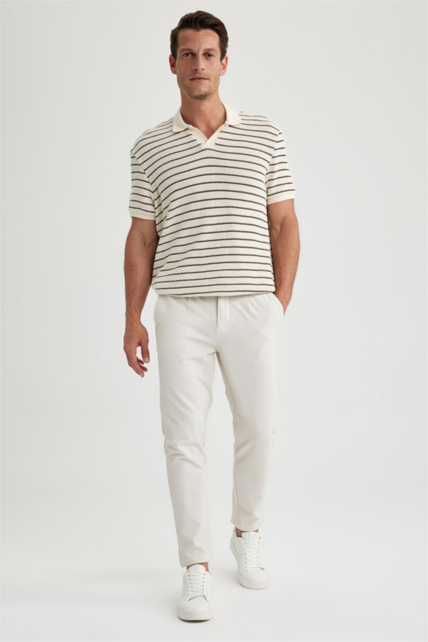 رجال اللون الرملي تيشيرت بولو مظهر محبوك مخطط قصة عادية بياقة بولو