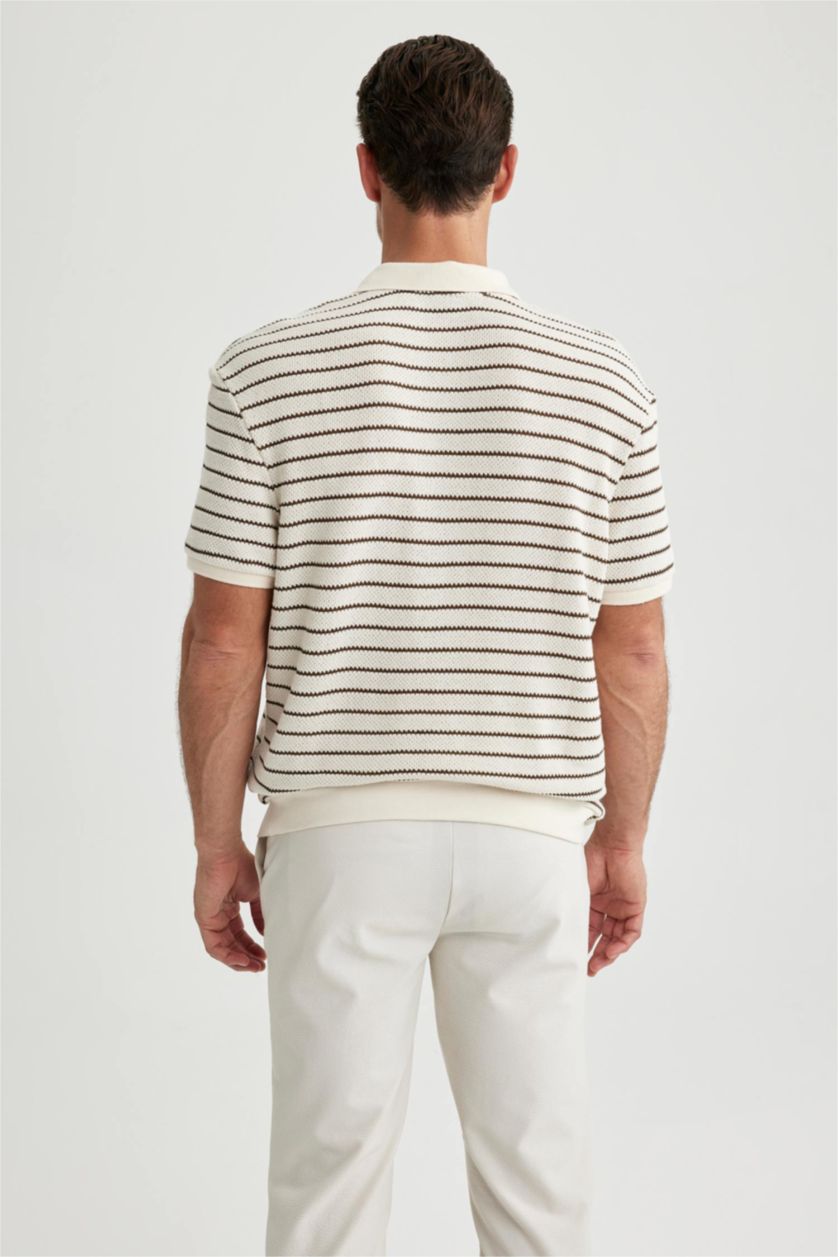 رجال اللون الرملي تيشيرت بولو مظهر محبوك مخطط قصة عادية بياقة بولو