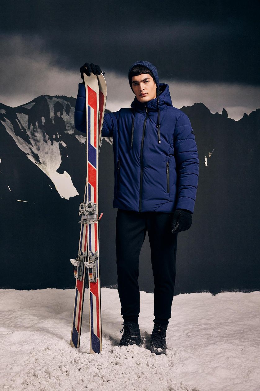 MAN Indigo DeFactoFit Water Repellent Slim Fit Hooded Heated Jacket