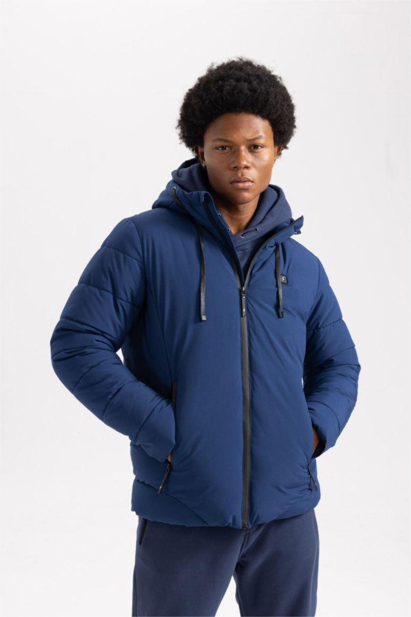 MAN Indigo DeFactoFit Water Repellent Slim Fit Hooded Heated Jacket
