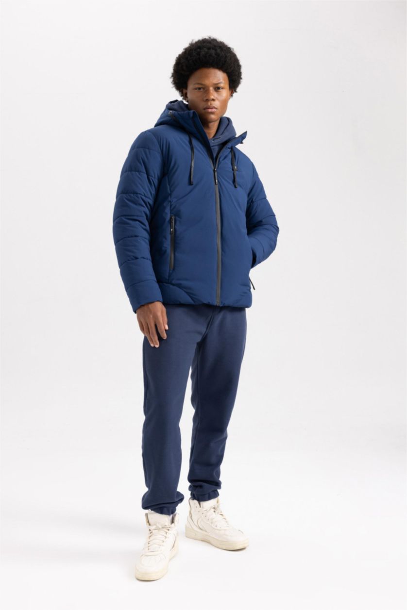 MAN Indigo DeFactoFit Water Repellent Slim Fit Hooded Heated Jacket