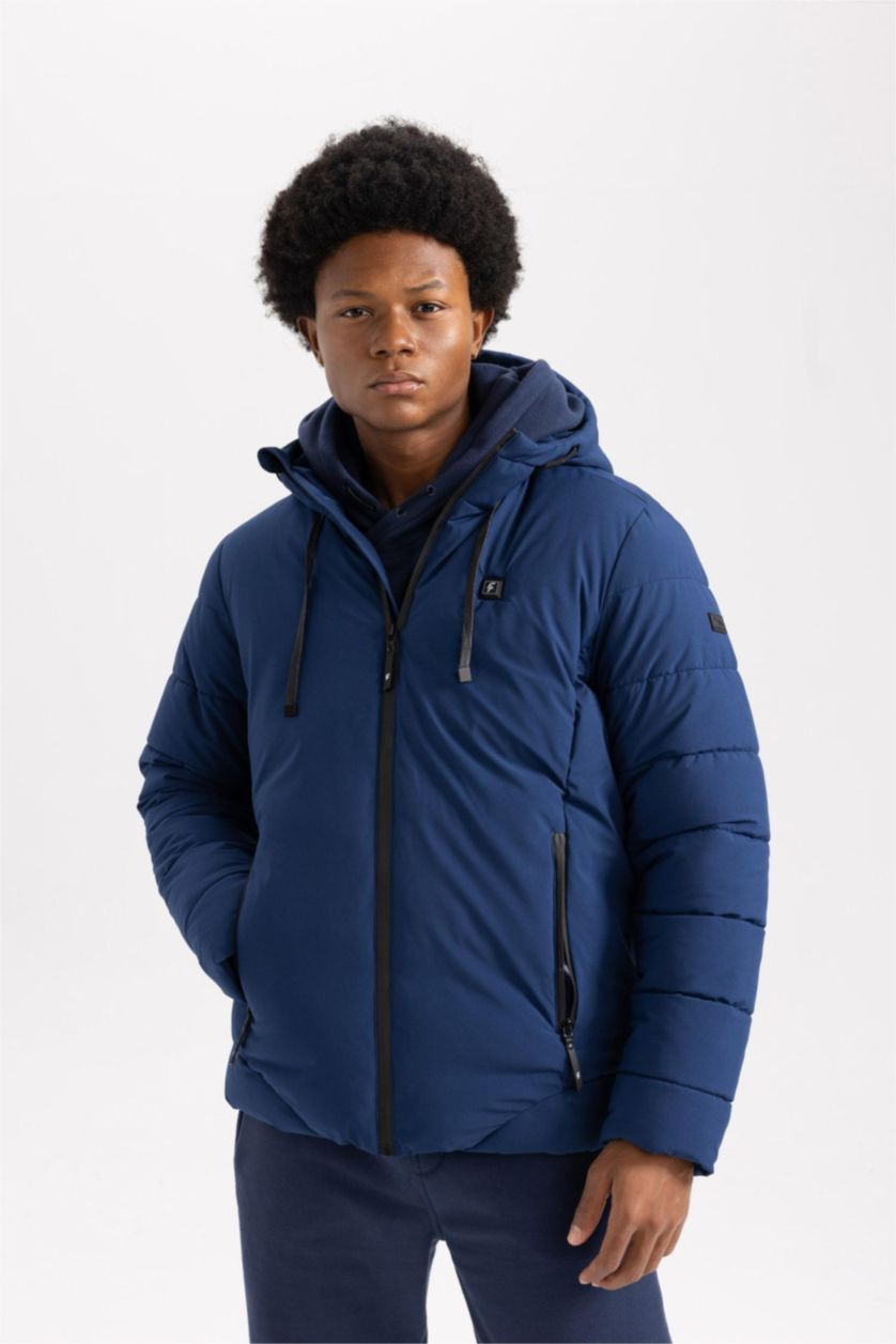 MAN Indigo DeFactoFit Water Repellent Slim Fit Hooded Heated Jacket