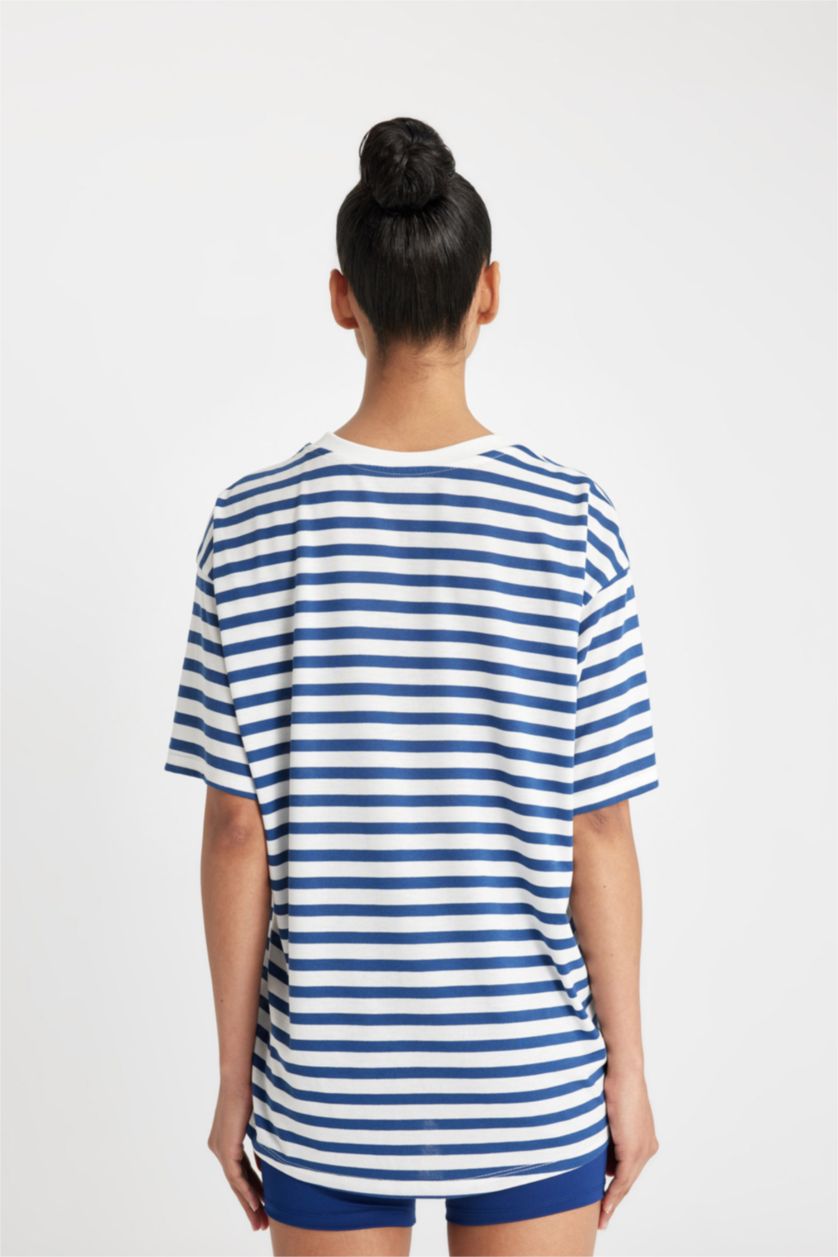 Woman NAVY DeFactoFit Oversize Fit Crew Neck Printed T-Shirt