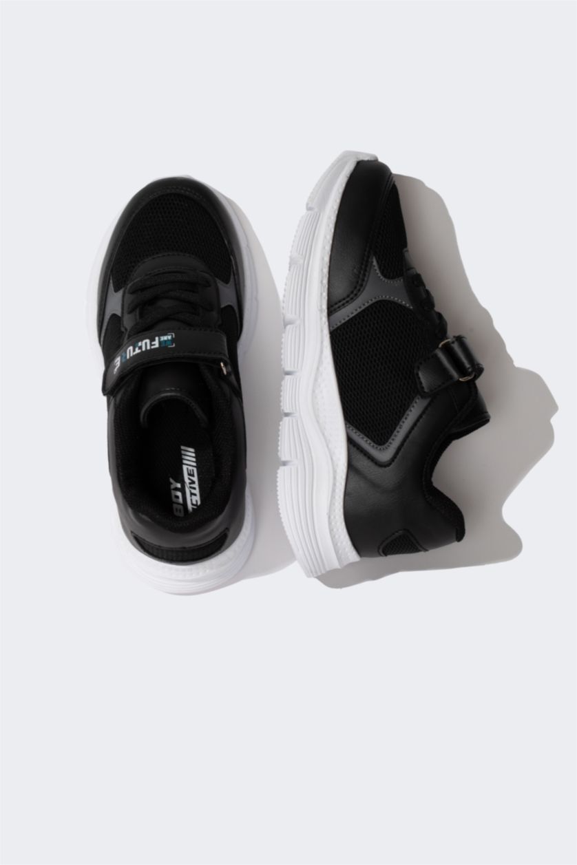 أولادي أسود سنيكرز اولادي برباط وكعب سميك