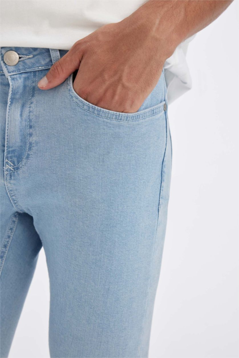 رجالي أزرق فاتح بنطلون جينز سوبر سكيني فيت