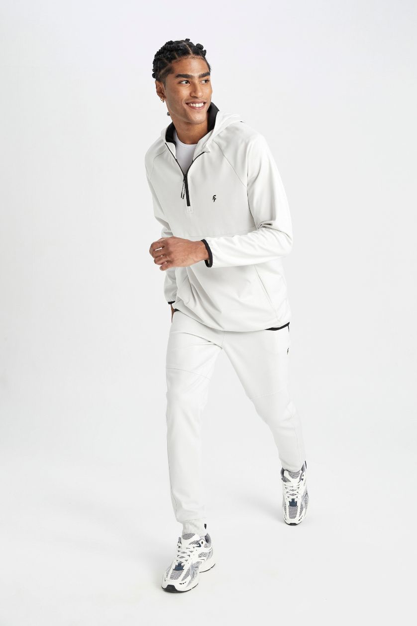 رجالي اللون الحجري بنطلون جوجر قماش سكوبا سليم فيت بأستك من تحت من DeFactoFit